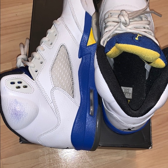 Air Jordan 5 Retro (GS) - Picture 6 of 10